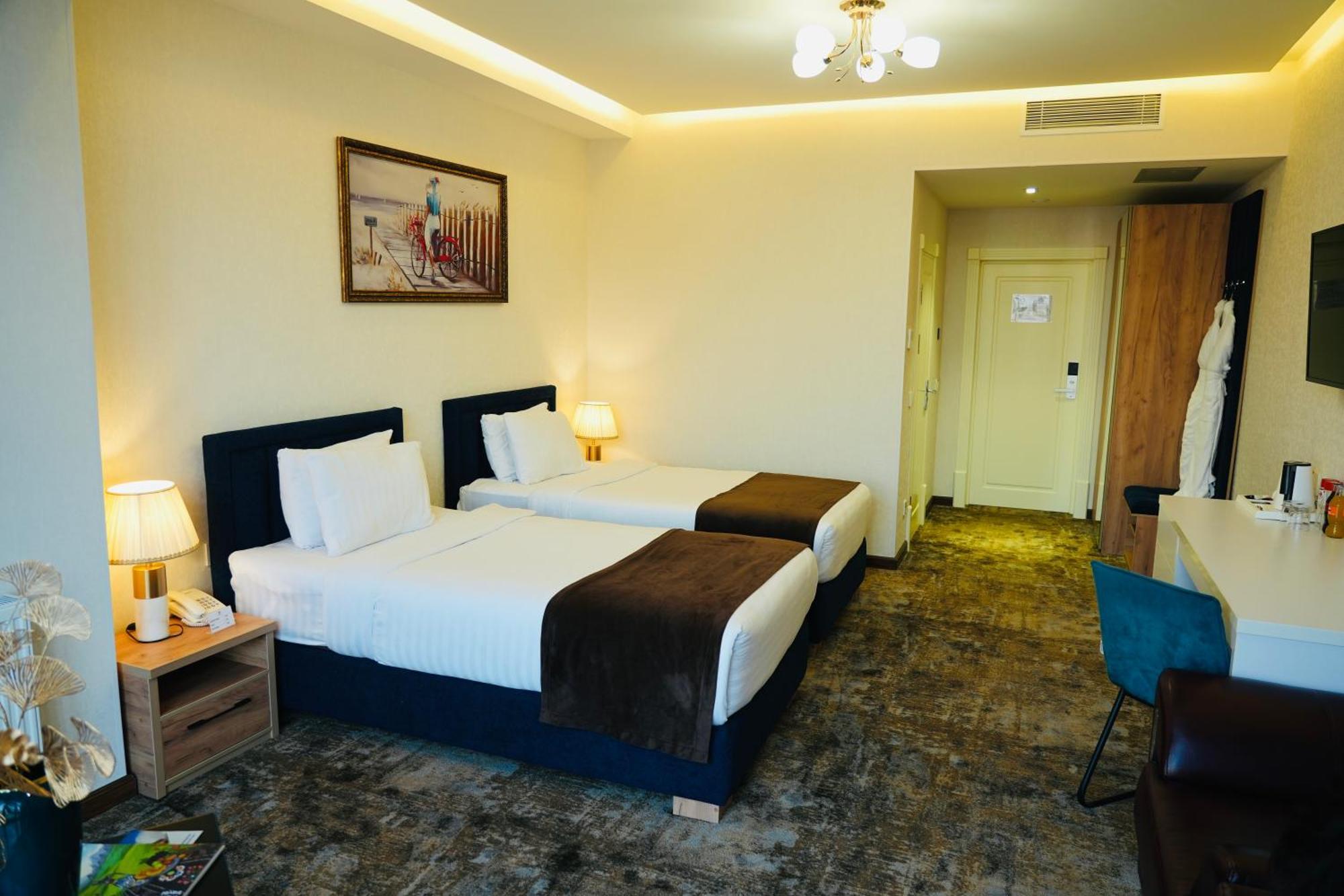 Garnet Mir Hotel Ташкент Экстерьер фото
