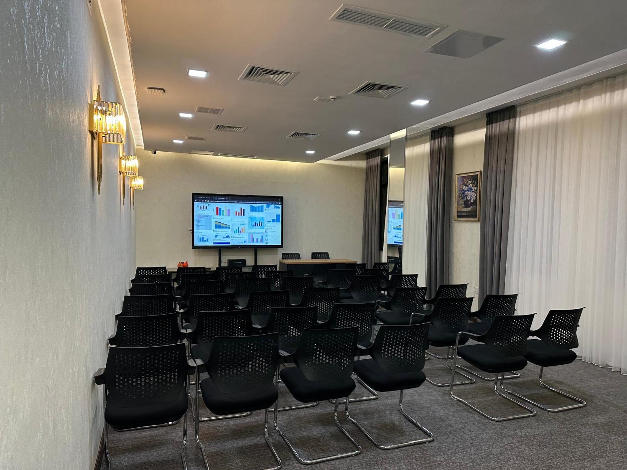 Garnet Mir Hotel Ташкент Экстерьер фото